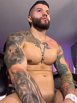 Snapshot of Frank_Farrell chatting on January 11, 7:52 pm Frank Farrell online show from January 11, 7:52 pm