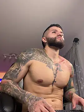 Snapshot of Frank_Farrell chatting on January 18, 12:25 am Frank Farrell online show from January 18, 12:25 am