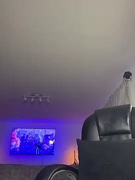 Snapshot of Frank_Farrell chatting on February 3, 1:04 am Frank Farrell online show from February 3, 1:04 am