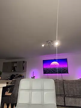 Snapshot of Frank_Farrell chatting on February 21, 5:30 am Frank Farrell online show from February 21, 5:30 am