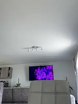 Snapshot of Frank_Farrell chatting on February 27, 5:24 pm Frank Farrell online show from February 27, 5:24 pm