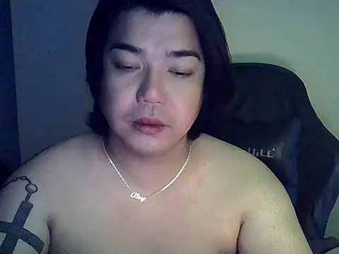 StrawberryWine07 online show from April 29, 5:00 am