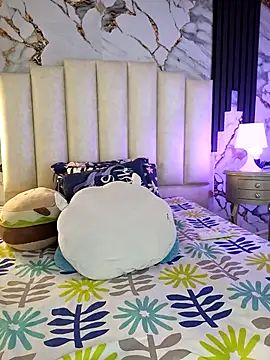 mollieblue69 online show from February 15, 1:20 pm