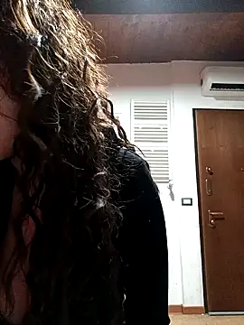 CurlyElisa online show from January 11, 1:22 pm