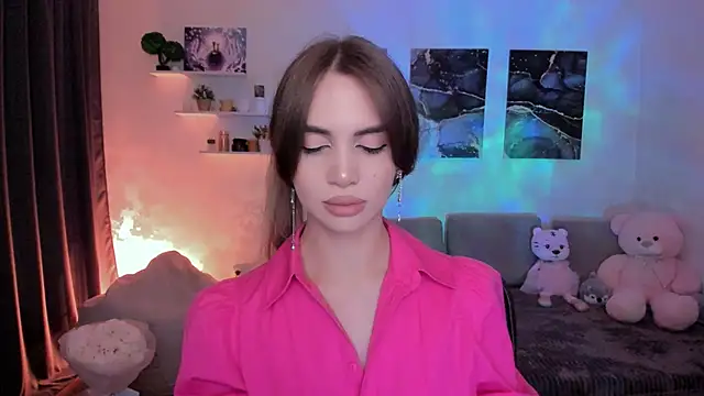 aPieceOfJoy online show from September 18, 10:23 pm