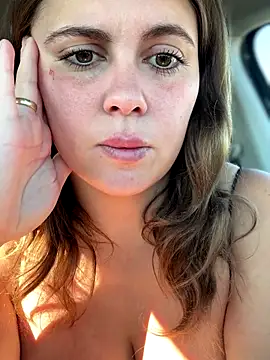 Snapshot of Samantha_official chatting on December 23, 10:24 am Samantha official online show from December 23, 10:24 am