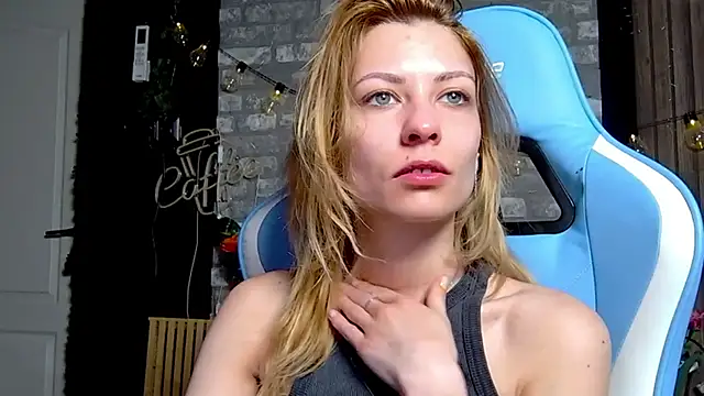 karo123421 online show from March 4, 10:38 pm