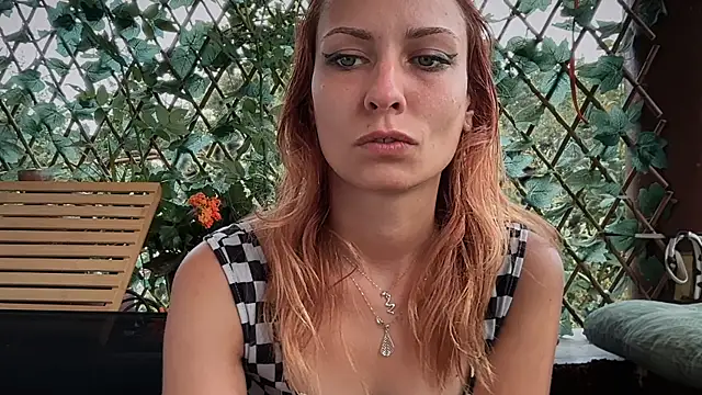 karo123421 online show from July 8, 1:15 pm
