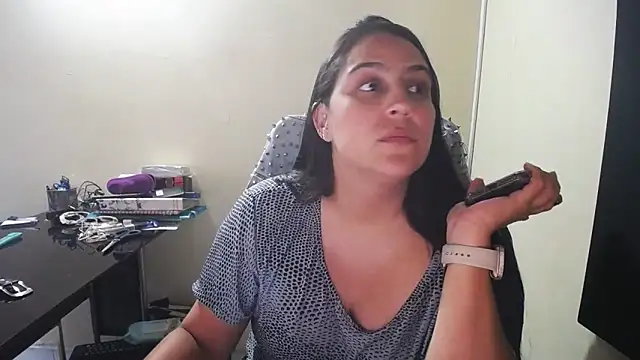 kendall 52 online show from November 29, 8:12 pm