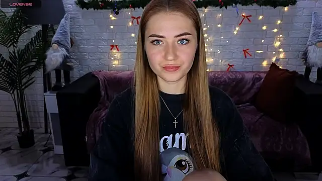 Adelyna Bird online show from December 26, 7:35 am