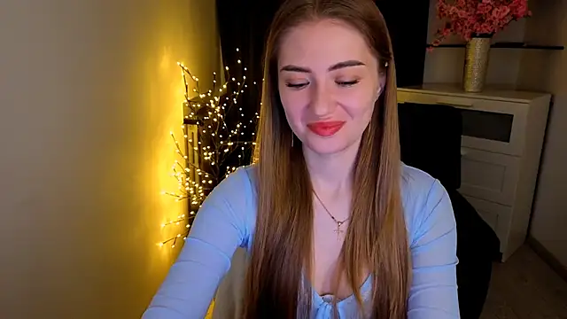 Adelyna Bird online show from March 12, 7:36 am