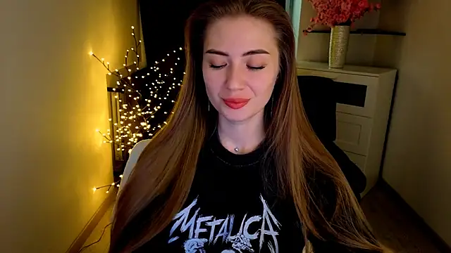 Adelyna Bird online show from March 22, 7:45 am