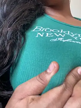 Snapshot of bea3liz chatting on January 21, 6:02 pm bea3liz online show from January 21, 6:02 pm