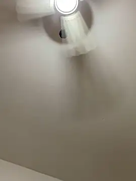 Snapshot of bea3liz chatting on January 23, 2:02 am bea3liz online show from January 23, 2:02 am