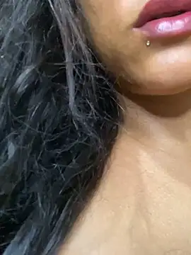 Snapshot of bea3liz chatting on February 21, 1:55 am bea3liz online show from February 21, 1:55 am