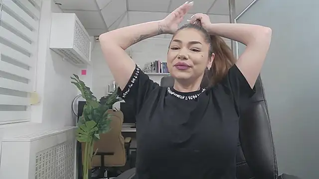 Ella sweety online show from February 23, 6:11 am