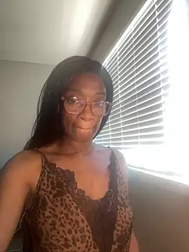 sweetsexiecool7 online show from August 5, 7:28 pm