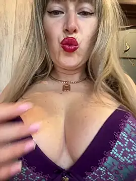 Kittenforyou online show from February 21, 2:18 pm