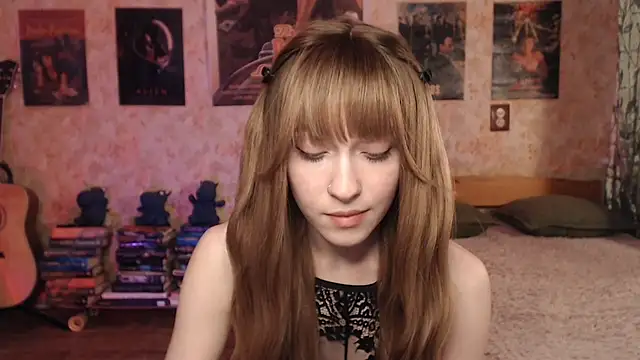 Friendly Ellie online show from March 7, 2:25 pm