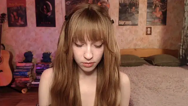 Friendly Ellie online show from March 24, 11:10 pm