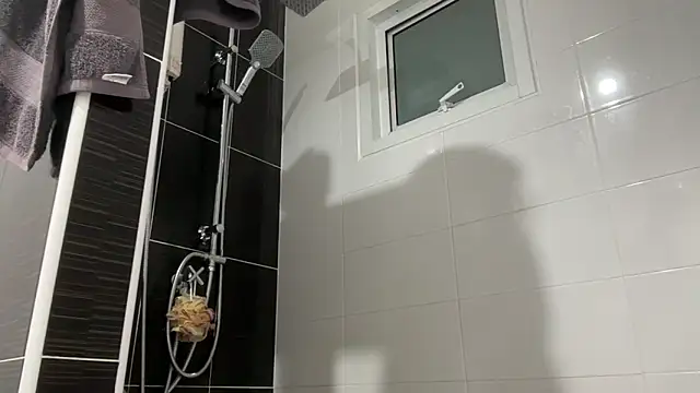 lukegunn online show from March 8, 11:30 pm