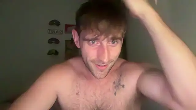 lukegunn online show from April 9, 11:32 pm