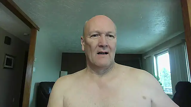 Snapshot of BasicAnt chatting on December 22, 3:53 pm BasicAnt online show from December 22, 3:53 pm