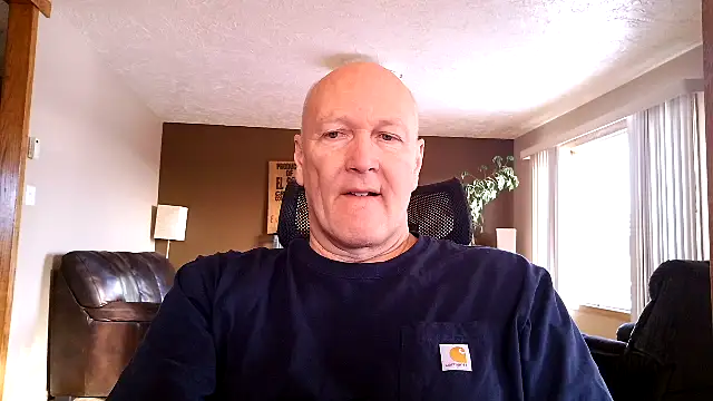 Snapshot of BasicAnt chatting on February 5, 3:38 pm BasicAnt online show from February 5, 3:38 pm