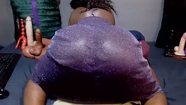 DarkNSpicy4U online show from October 10, 3:27 am