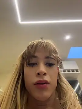 stormytt  online show from April 12, 11:04 am