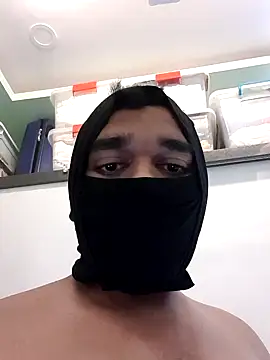 Snapshot of Wildguycums chatting on October 4, 5:44 pm Wildguycums online show from October 4, 5:44 pm