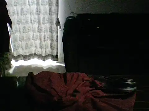 Snapshot of Wildguycums chatting on March 27, 7:13 pm Wildguycums online show from March 27, 7:13 pm