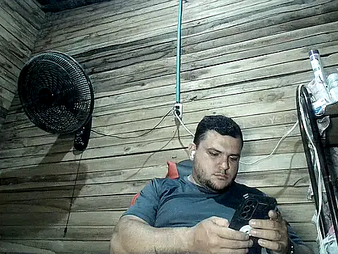 Arcangel 05 online show from June 12, 3:38 am