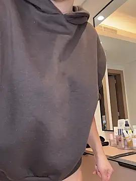 alexademie1 online show from March 18, 3:04 pm