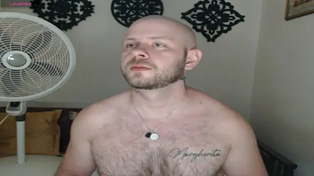 Snapshot of TONY_WHITE_7 chatting on July 24, 1:25 am TONY WHITE 7 online show from July 24, 1:25 am