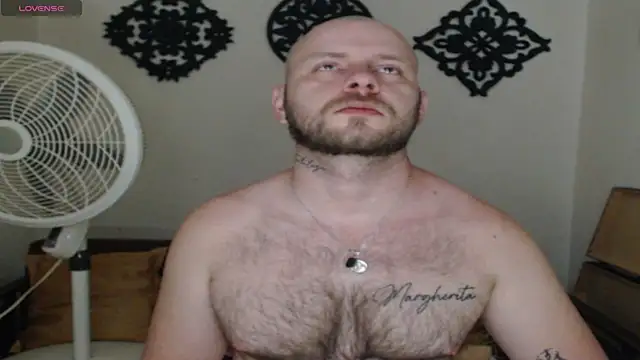 Snapshot of TONY_WHITE_7 chatting on July 28, 11:48 pm TONY WHITE 7 online show from July 28, 11:48 pm