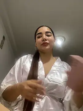 Snapshot of DulceChloe99 chatting on February 25, 8:51 pm DulceChloe99 online show from February 25, 8:51 pm