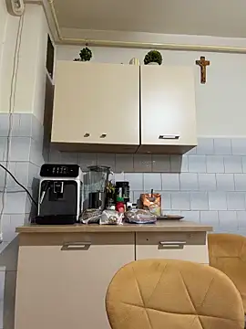 NathalieDream online show from April 2, 6:44 am