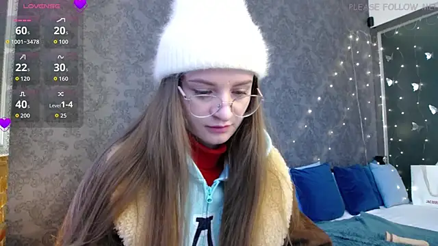 KateJonson online show from February 9, 1:15 pm