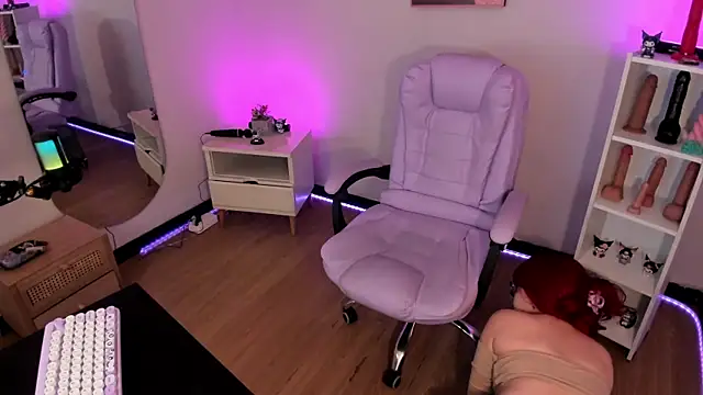  asami chieko  online show from April 13, 9:20 pm