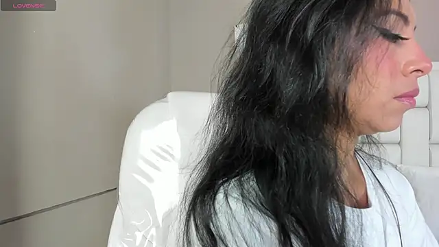  BunnyNaugthy online show from March 1, 12:01 pm