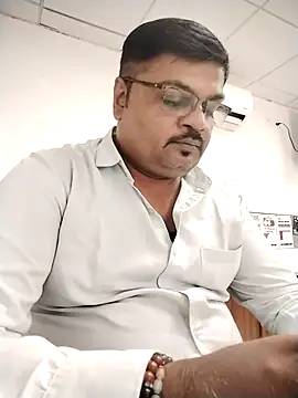 Desi Londa 143 online show from September 25, 4:49 am