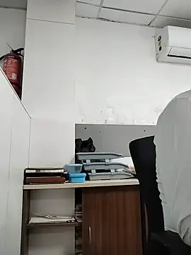 Desi Londa 143 online show from July 7, 6:47 am