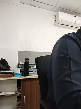 Desi Londa 143 online show from July 13, 4:04 am