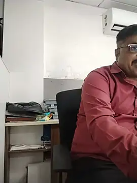 Desi Londa 143 online show from August 4, 7:22 am
