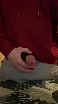 Snapshot of yann2392 chatting on December 20, 4:14 pm yann2392 online show from December 20, 4:14 pm