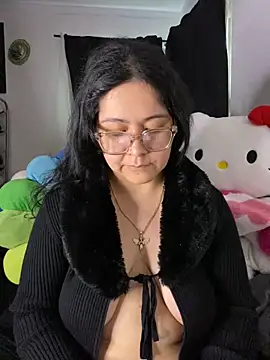 MsConejitaa online show from February 8, 3:10 pm