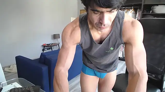 Snapshot of samricci21 chatting on October 17, 11:13 am samricci21 online show from October 17, 11:13 am