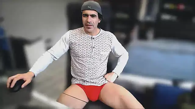 Snapshot of samricci21 chatting on December 2, 1:39 pm samricci21 online show from December 2, 1:39 pm