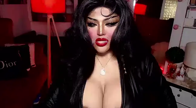 TiffanyWolf online show from January 13, 8:15 am